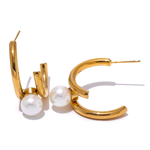 Stud earrings product image