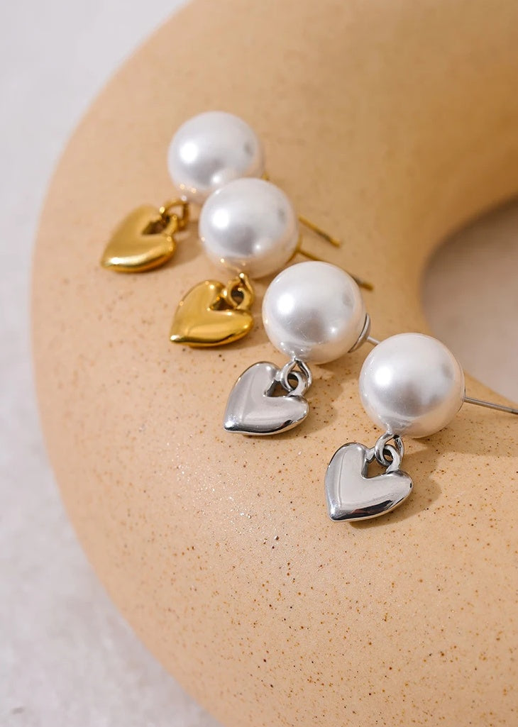 Imitation Pearls Heart Love Earrings - Ecru