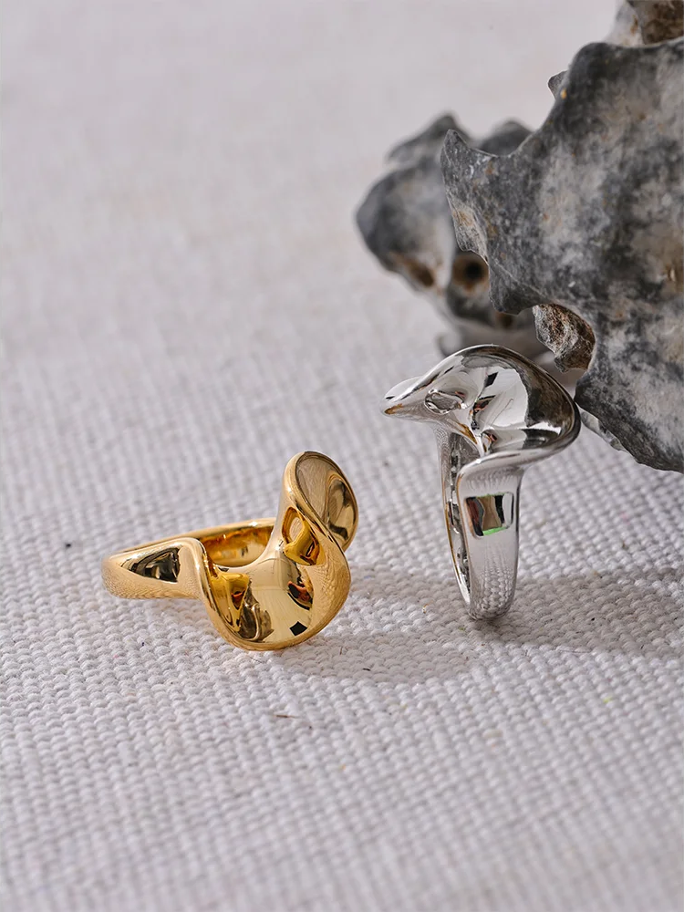 Irregular Geometric Smooth Metal Ring - Ecru