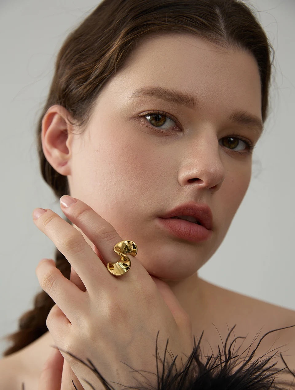 Irregular Geometric Smooth Metal Ring - Ecru