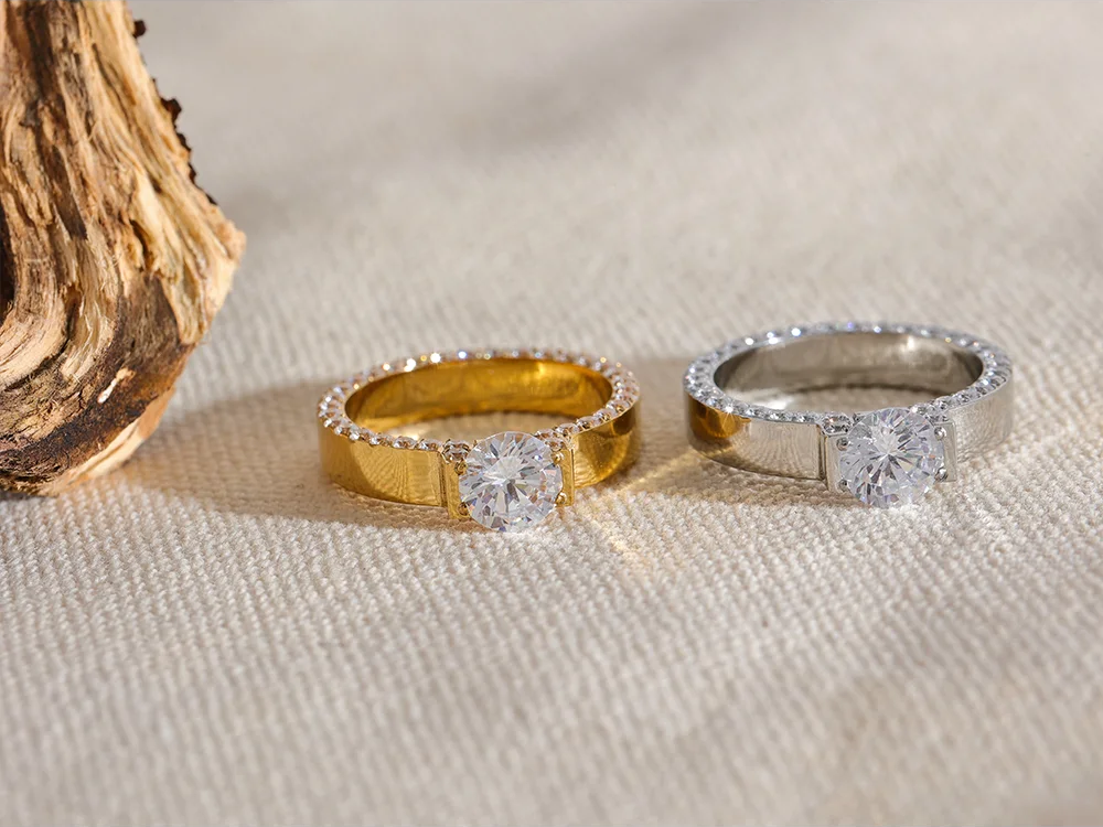 Luxury Cubic Zirconia Wedding Ring - Ecru