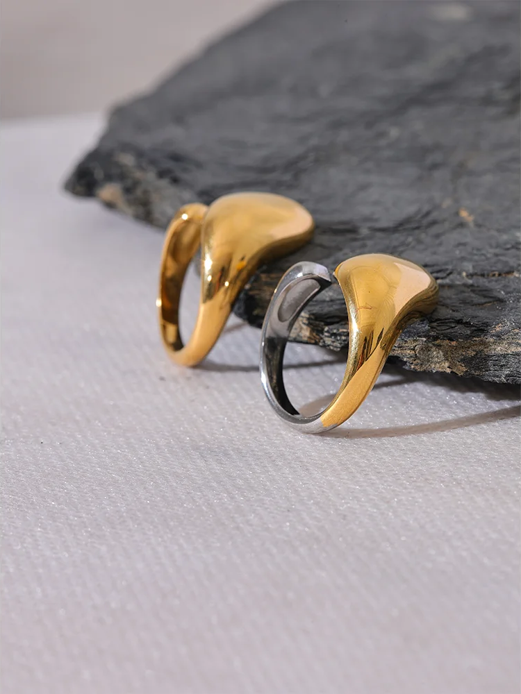 Metal Minimalist Stylish Statement Ring - Ecru