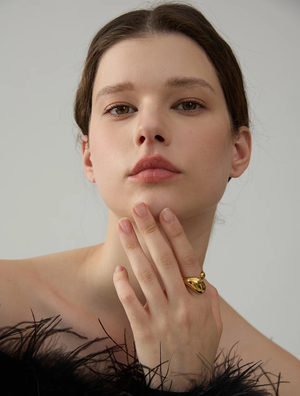 Metal Minimalist Stylish Statement Ring - Ecru