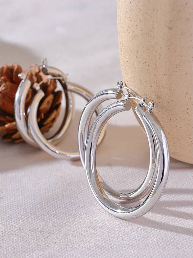 Minimalist Chunky Chic Hoop Earrings - Ecru