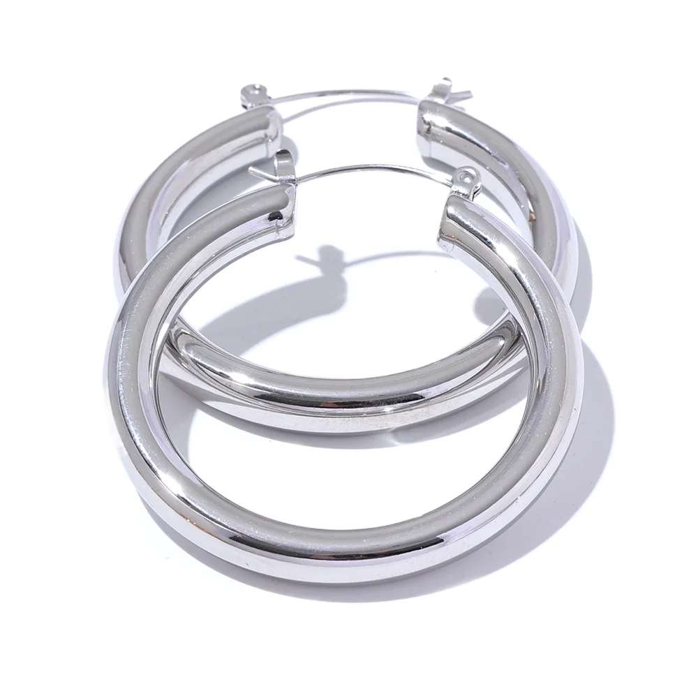 Minimalist Chunky Chic Hoop Earrings - Ecru