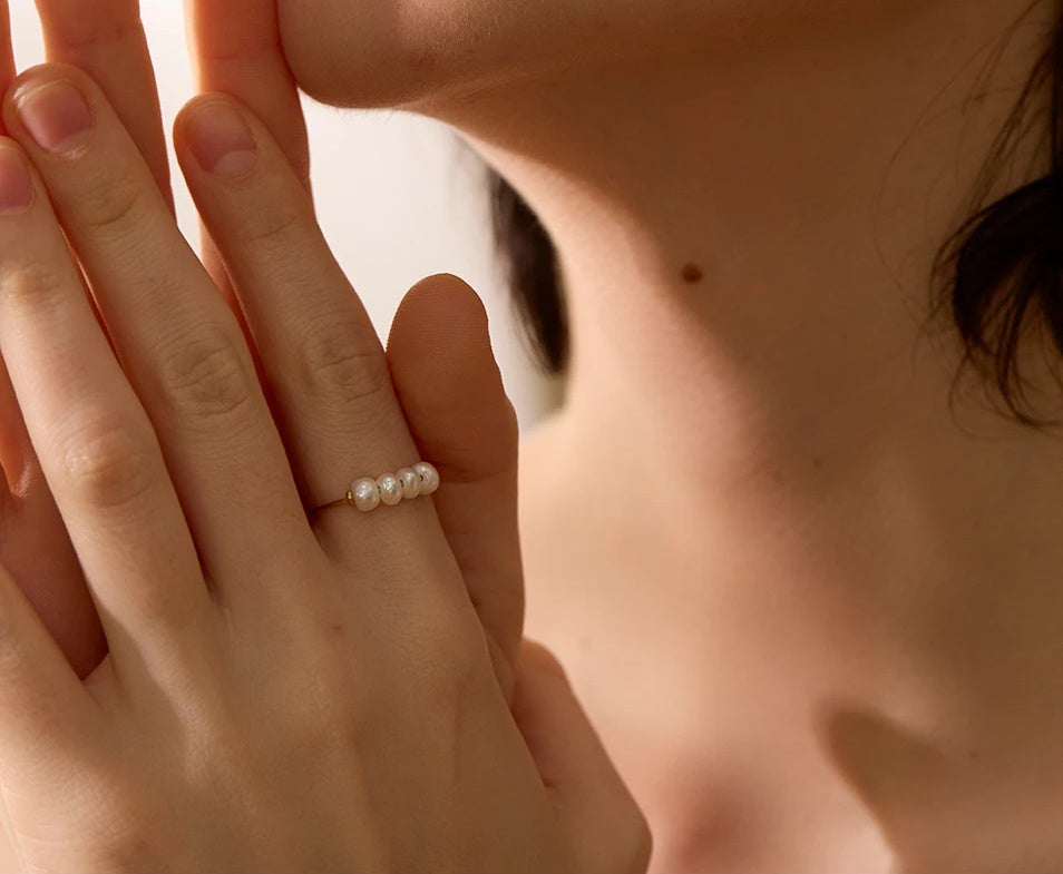 Natural Freshwater Pearls Thin Ring - Ecru