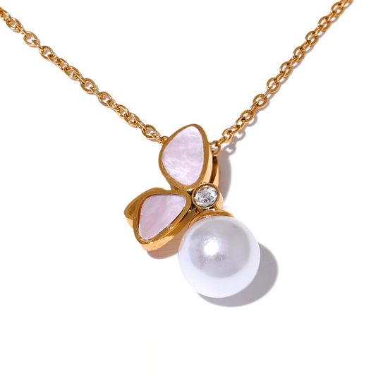 Natural Shell Butterfly Pearl Necklace - Ecru