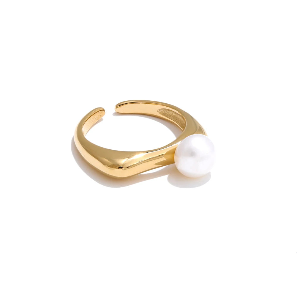 Pearl Shiny Modern Resizable Ring - Ecru
