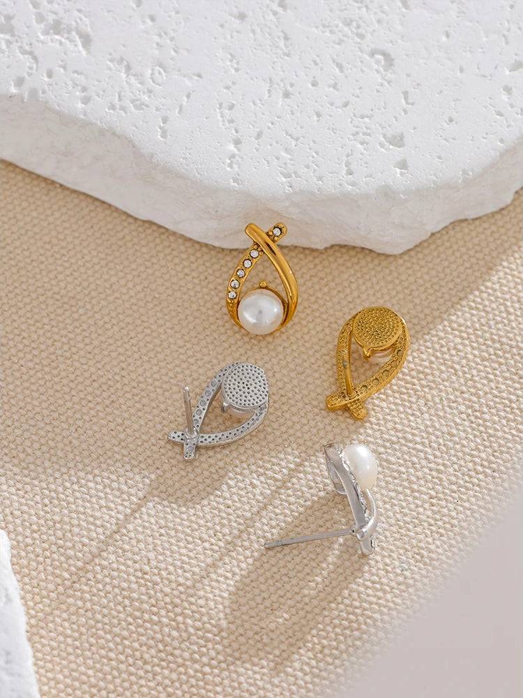 Premium Pearl Zircon Stud Earrings - Ecru