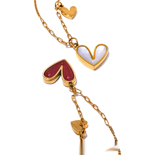 Red Enamel Natural Shell Necklace - Ecru