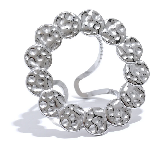 Round Hollow Big Open Ring - Ecru