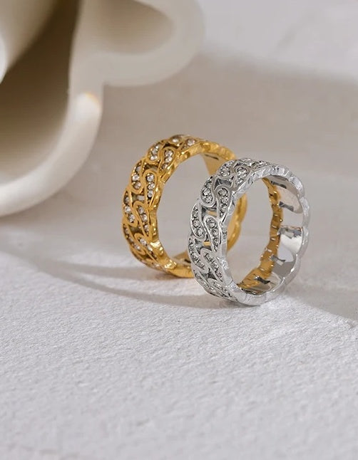 Round Hollow Chain Exquisite Ring - Ecru