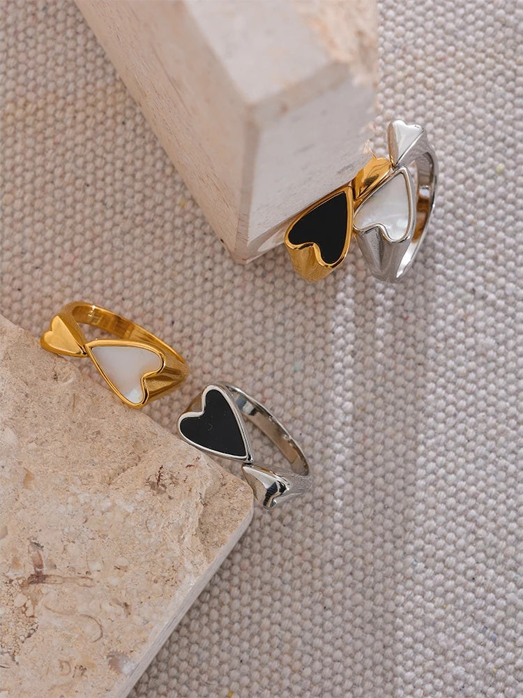 Shell Acrylic Heart Stylish Ring - Ecru