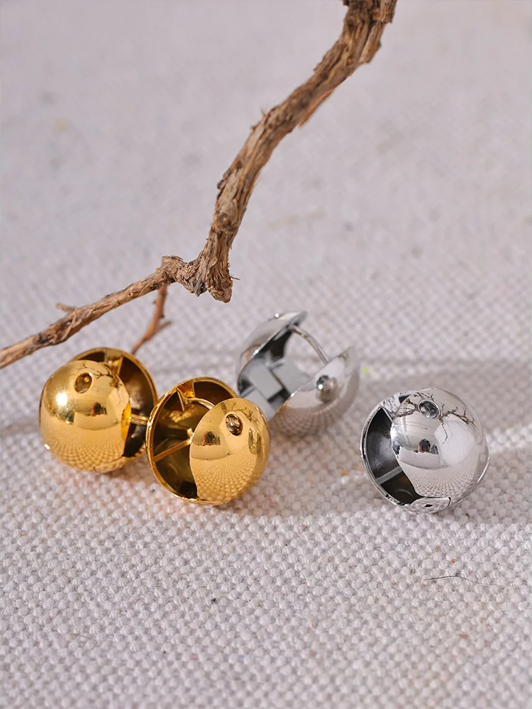 Smooth Round Hollow Hoop Earrings