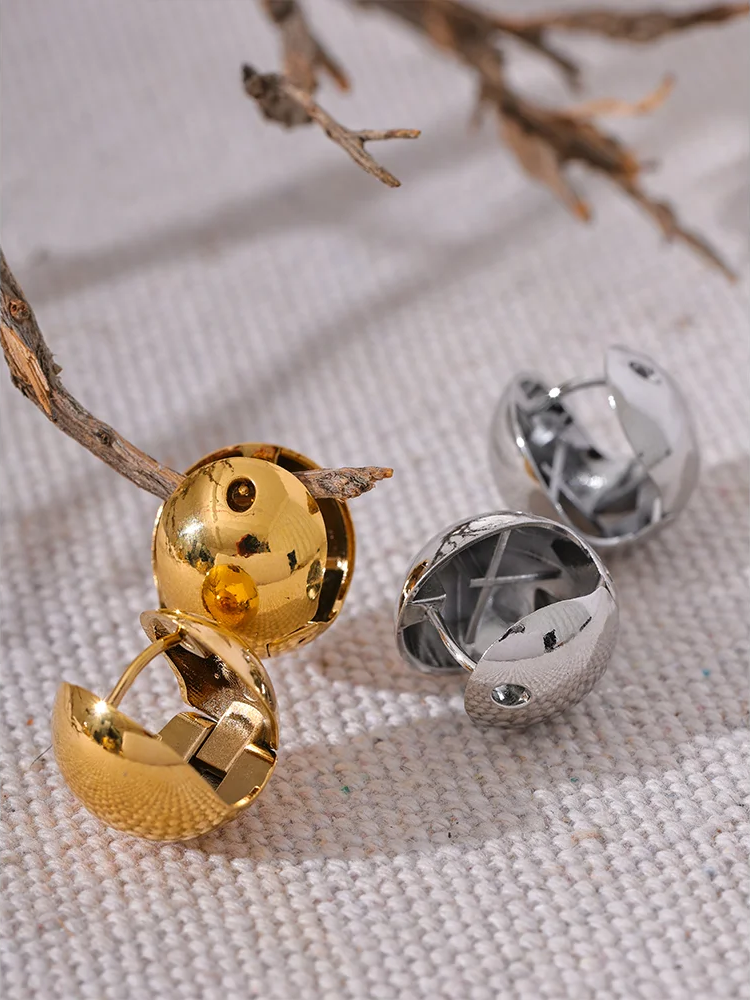 Smooth Round Hollow Hoop Earrings