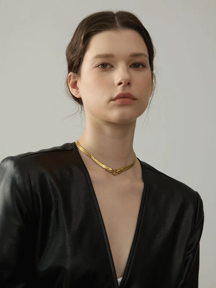 Snake Chain Choker Charm Necklace - Ecru