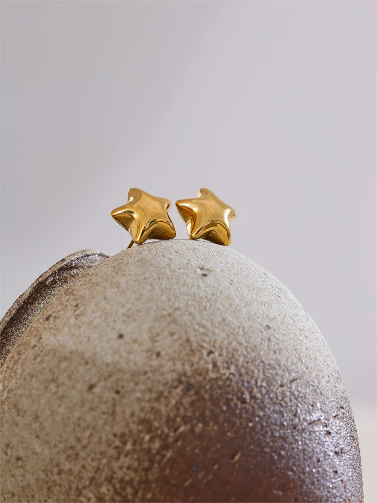 Star Chunky Refined Stud Earrings