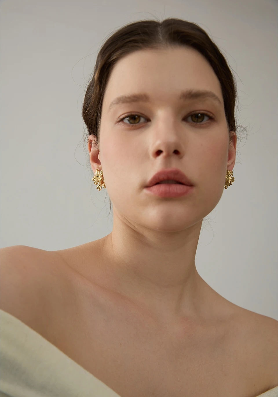 Stereoscopic Flower Golden Statement Earrings