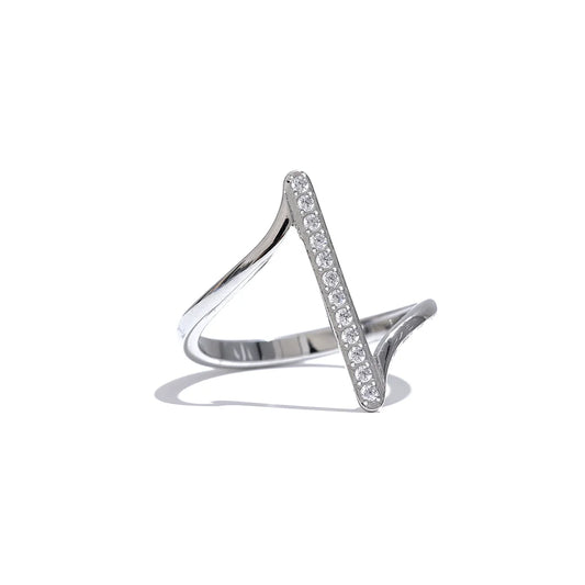 Stylish Geometric Twisted Chic Ring - Ecru