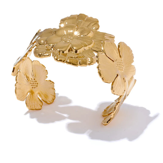 Textured Floral Versatile Cuff Bracelet - Ecru