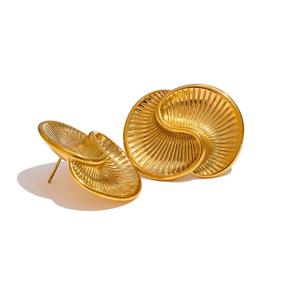 Textured Refined Shiny Stud Earrings - Ecru