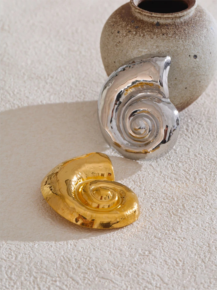 Timeless Elegant Chunky Statement Brooch - Ecru