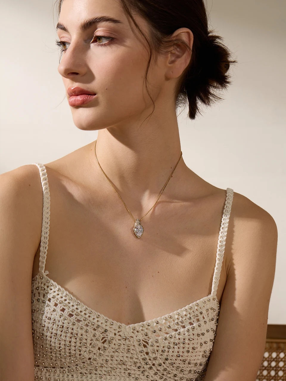 Transparent Cubic Zirconia Pendant Necklace - Ecru