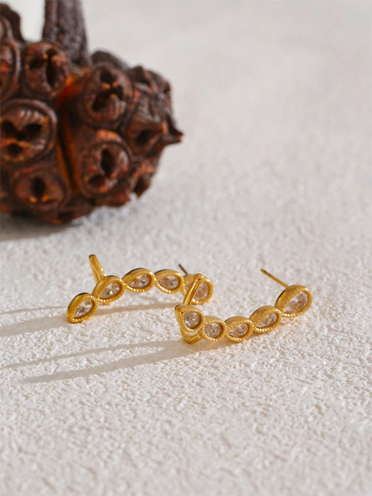 Trendy Zircon Modern Stud Earrings - Ecru