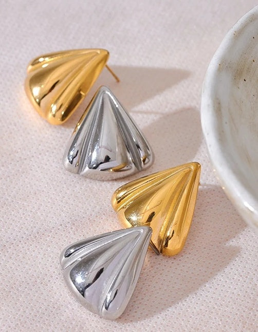 Triangle Versatile Daily Stud Earrings - Ecru