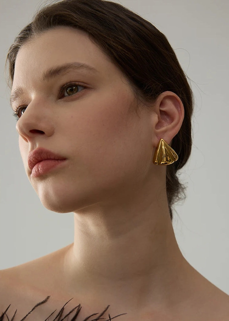 Triangle Versatile Daily Stud Earrings - Ecru