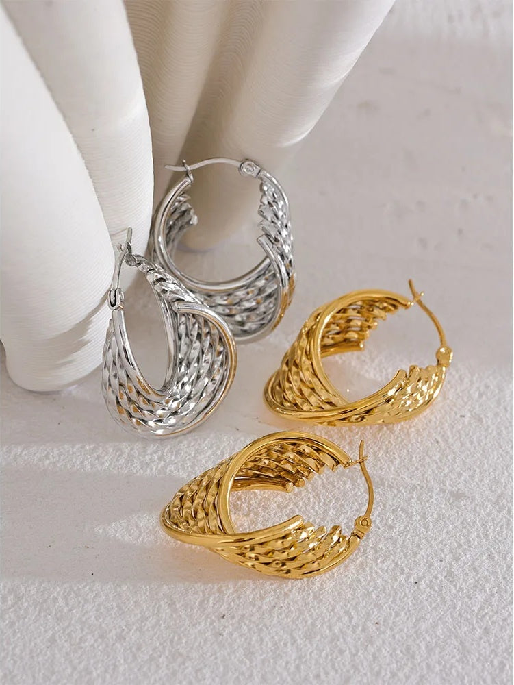 Twisted Hollow Fashion Statement Earrings - Ecru