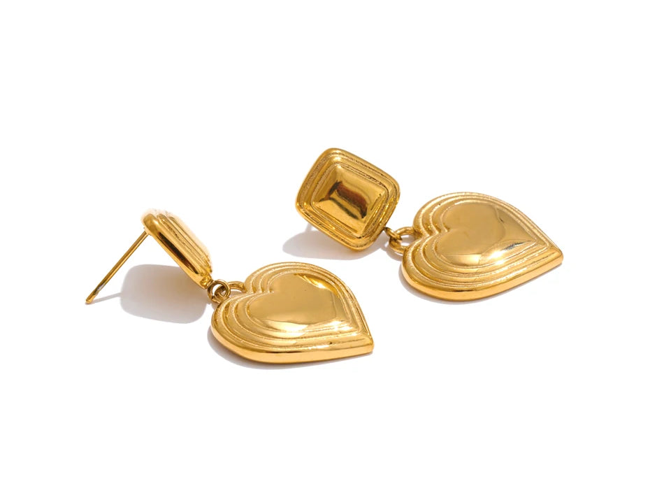 Unique Heart Dangle Statement Earrings - Ecru