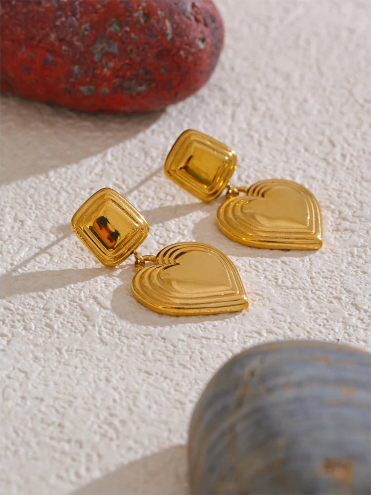 Unique Heart Dangle Statement Earrings - Ecru