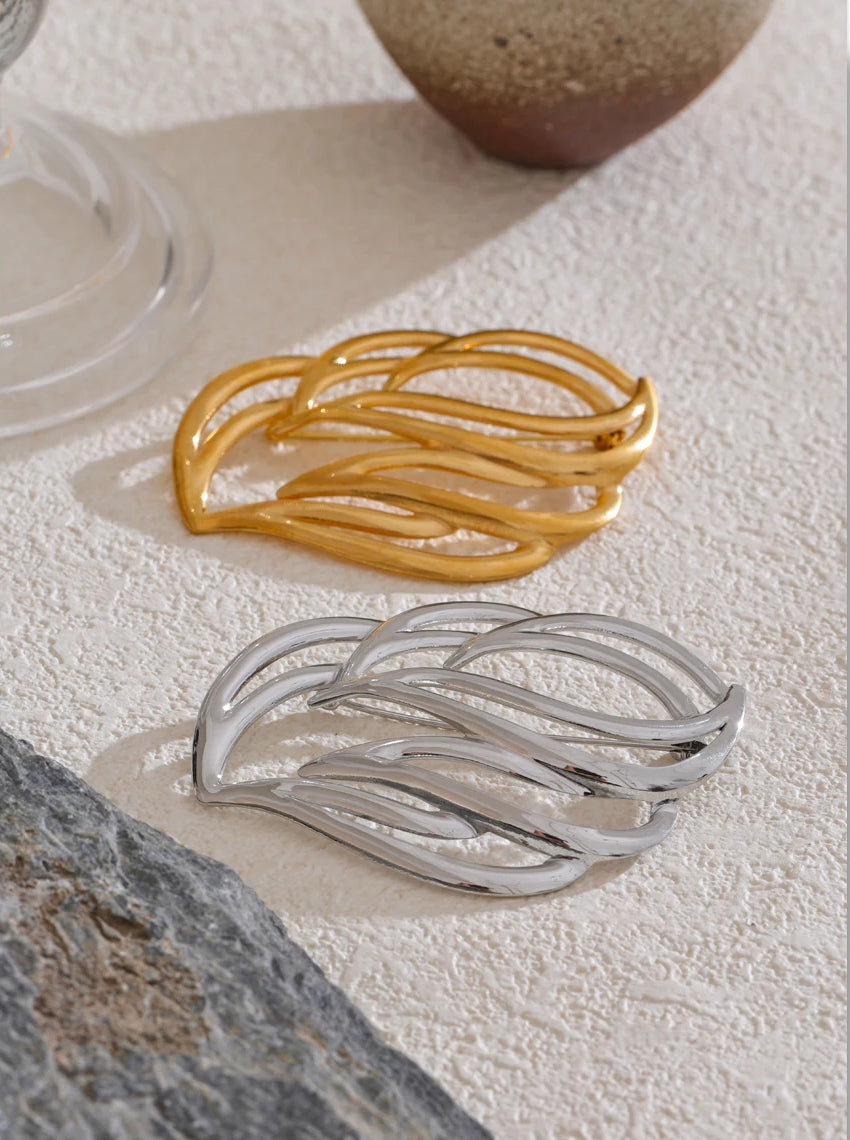 Versatile Modern Chunky Statement Brooch - Ecru