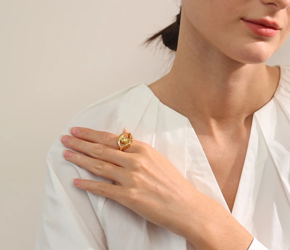 Versatile Zircon Statement Charm Ring - Ecru