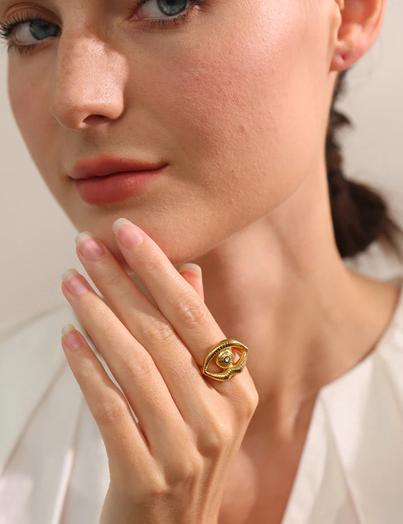 Versatile Zircon Statement Charm Ring - Ecru