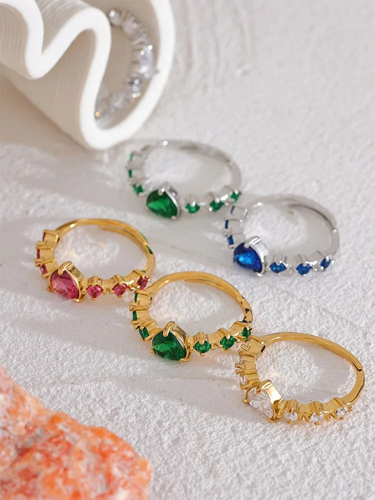 White Green Heart Adjustable Ring - Ecru