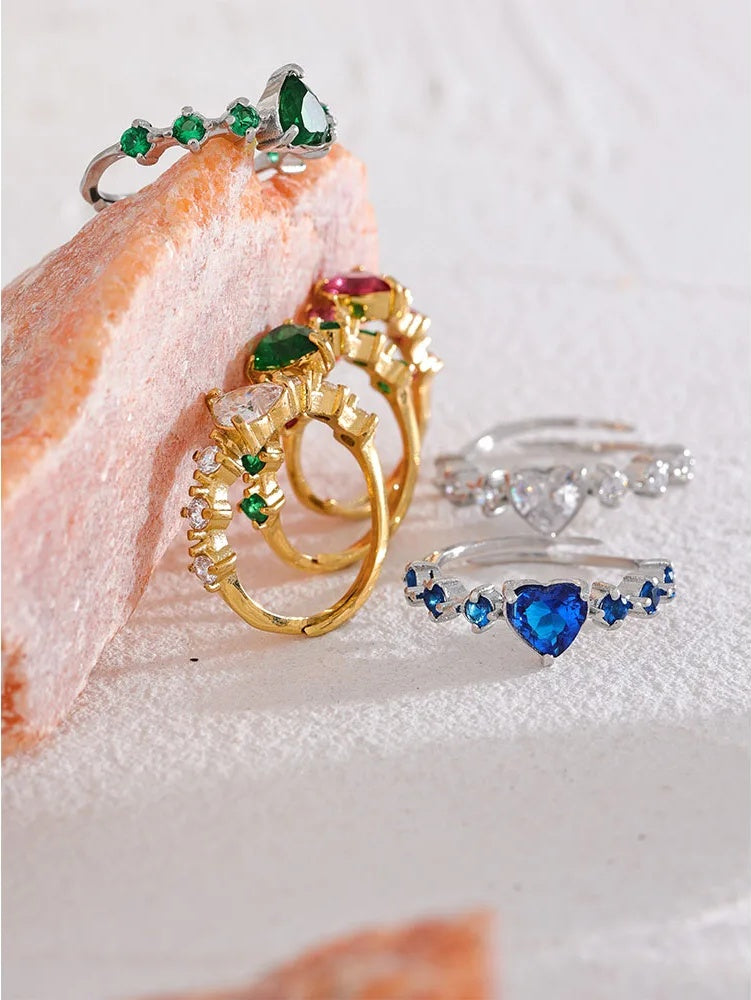 White Green Heart Adjustable Ring - Ecru