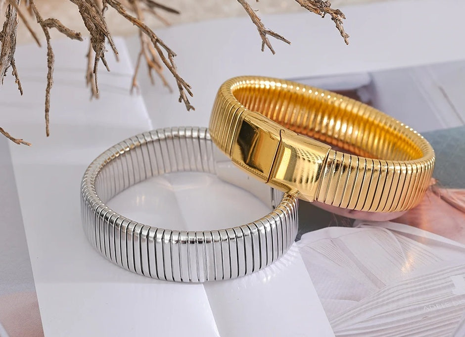 Wide Cuban Chain Statement Bracelet - Ecru