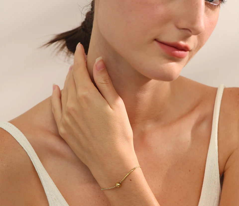 Zircon Elegant Adjustable Charm Bracelet - Ecru