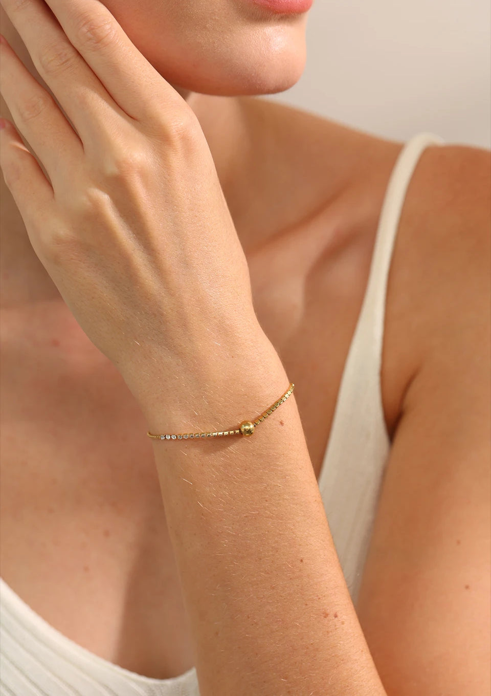 Zircon Elegant Adjustable Charm Bracelet - Ecru