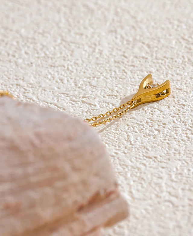Zircon Elegant Minimalist Pendant Necklace - Ecru