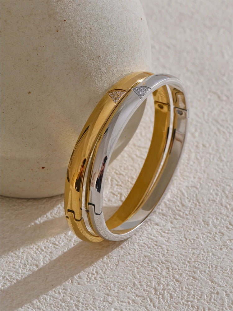 Zircon Timeless Minimalist Bangle Bracelet - Ecru