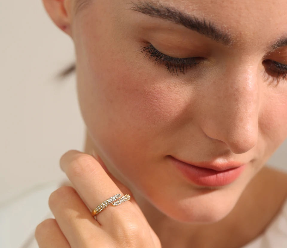 Zircon Timeless Resizable Statement Ring - Ecru
