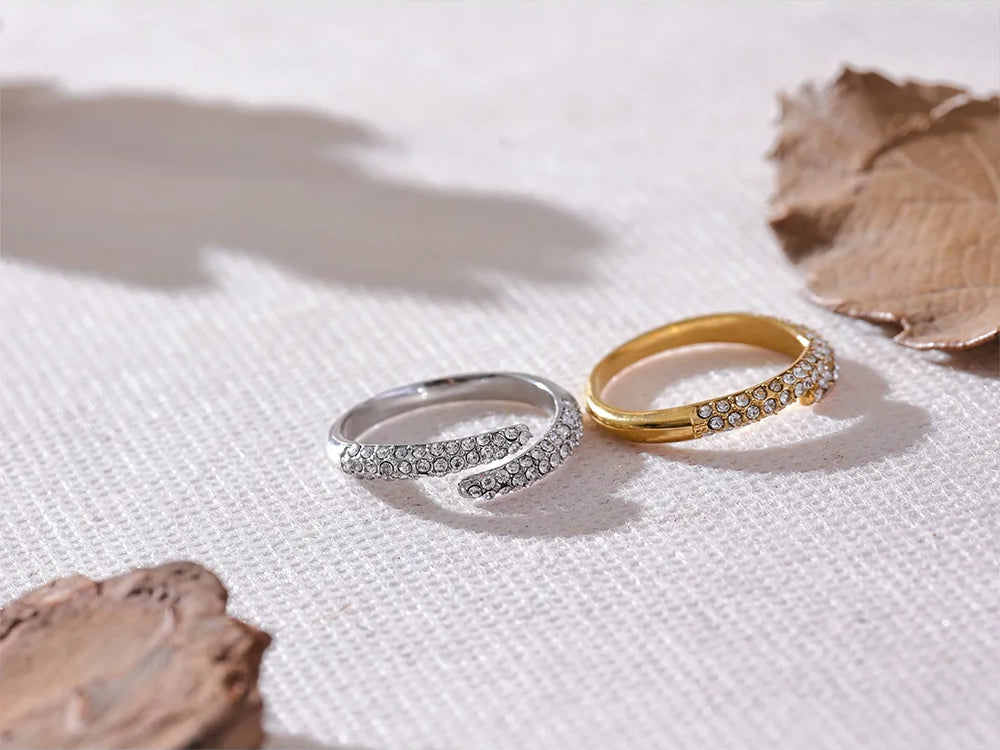 Zircon Timeless Resizable Statement Ring - Ecru